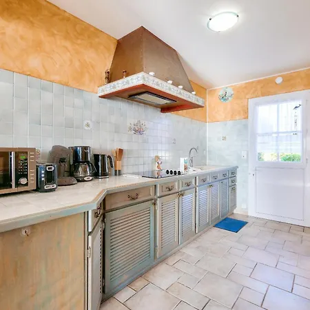 Sur Mer, Maison Pour 6 Personnes Hébergement de vacances *